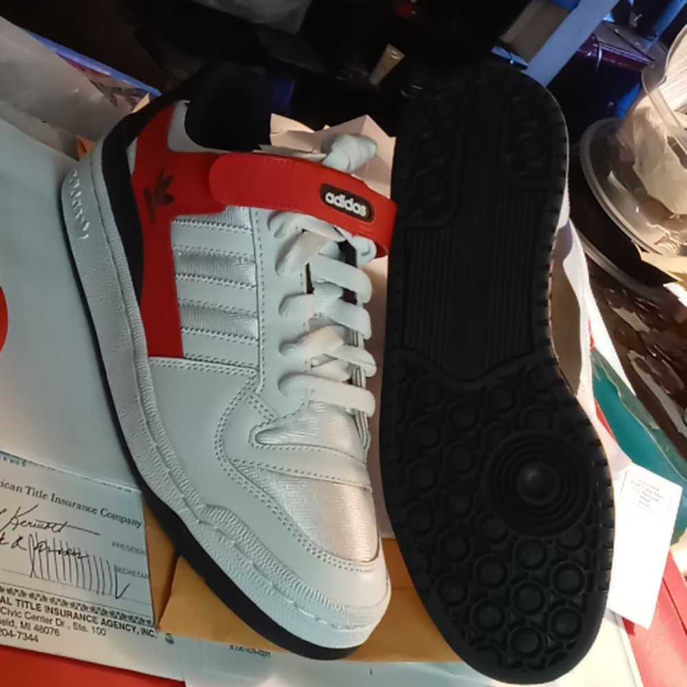 Adidas Forum